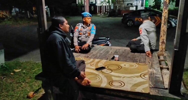 Kedekatan Polisi dan Masyarakat di Desa Rumak, Kunci Keamanan Berkelanjutan