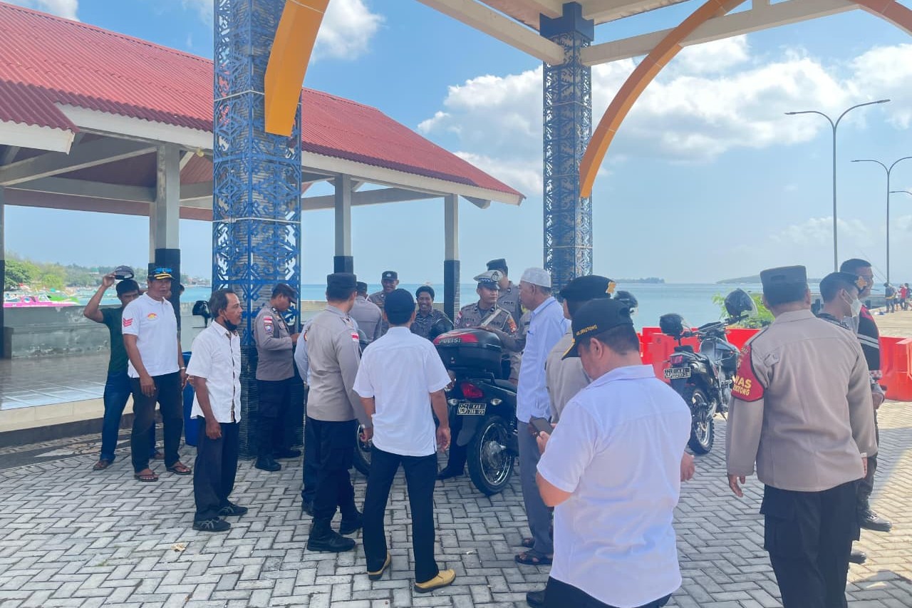 Patroli Gabungan Forkopincam Sekotong Wujudkan Sinergi Jaga Kamtibmas