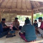 Bhabinkamtibmas Sekotong Gencar Edukasi Manfaatkan Pekarangan untuk Ketahanan Pangan