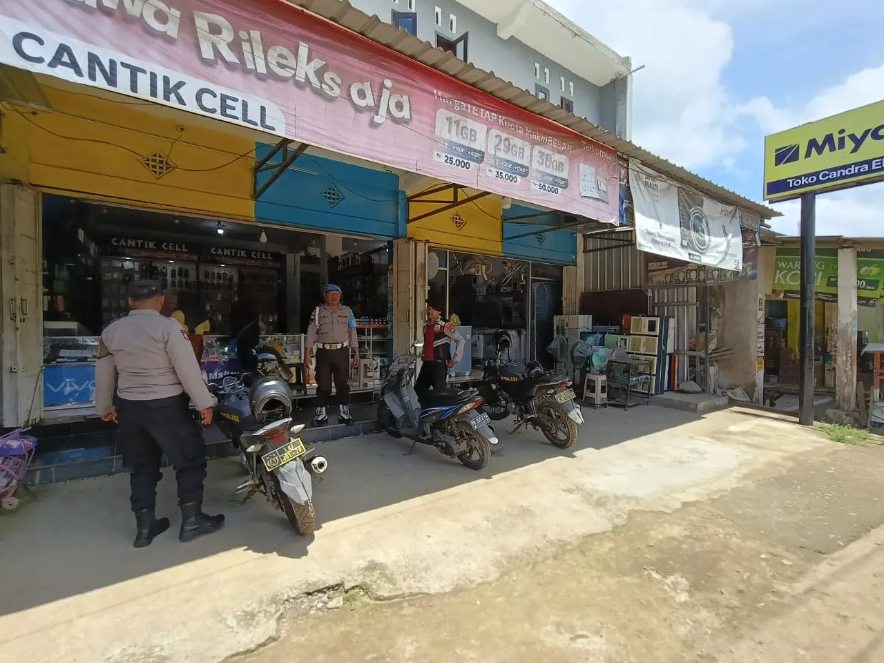 Cuaca Ekstrem & 3C, Polsek Sekotong Siaga di Lapangan