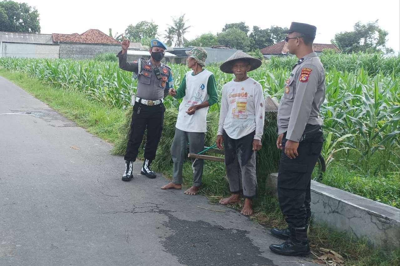 Polsek Lembar Gelar Patroli KRYD, Warga Dusun Broro Merasa Aman